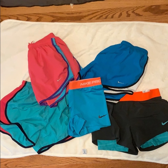 Nike Pants - Nike Short Lot